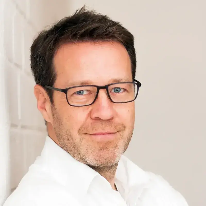 Dr. Christof Horn